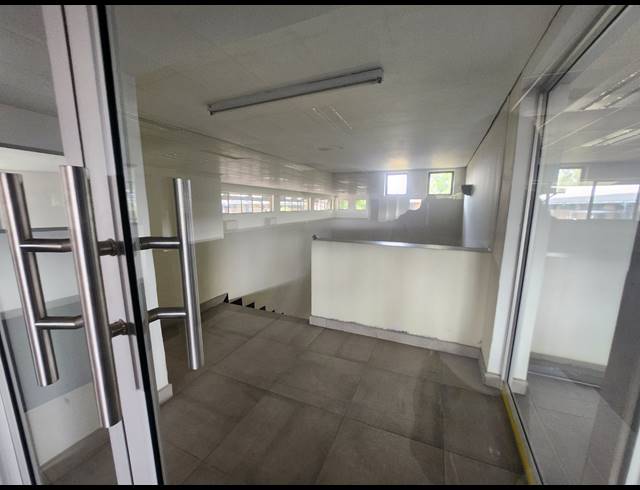 1,840M² OFFICE TO LET IN RANDJESPARK